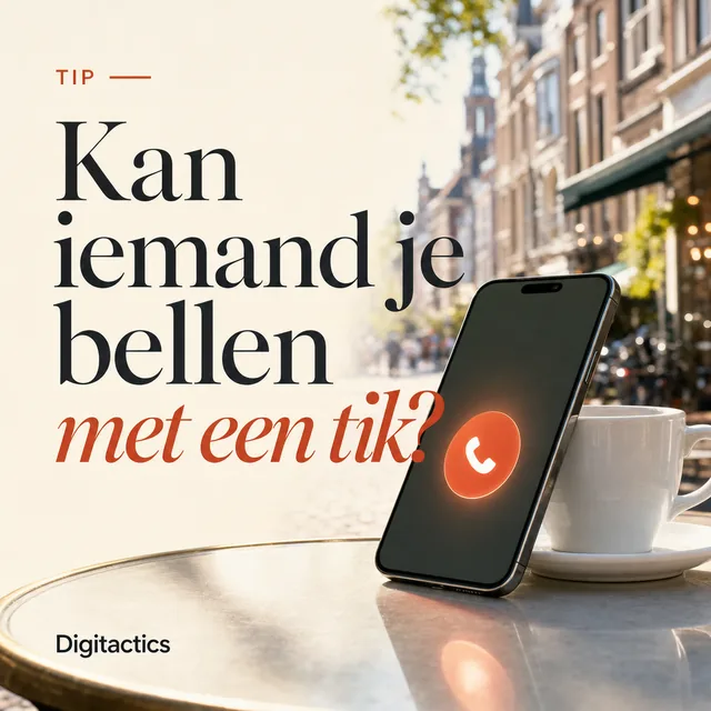 Telefoon met een grote duidelijke telefoonhoorn op het scherm